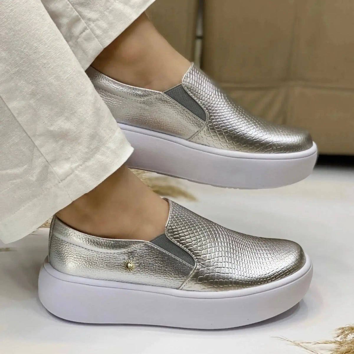 Sneakers Tokio en Cuero - El Bazar Digital