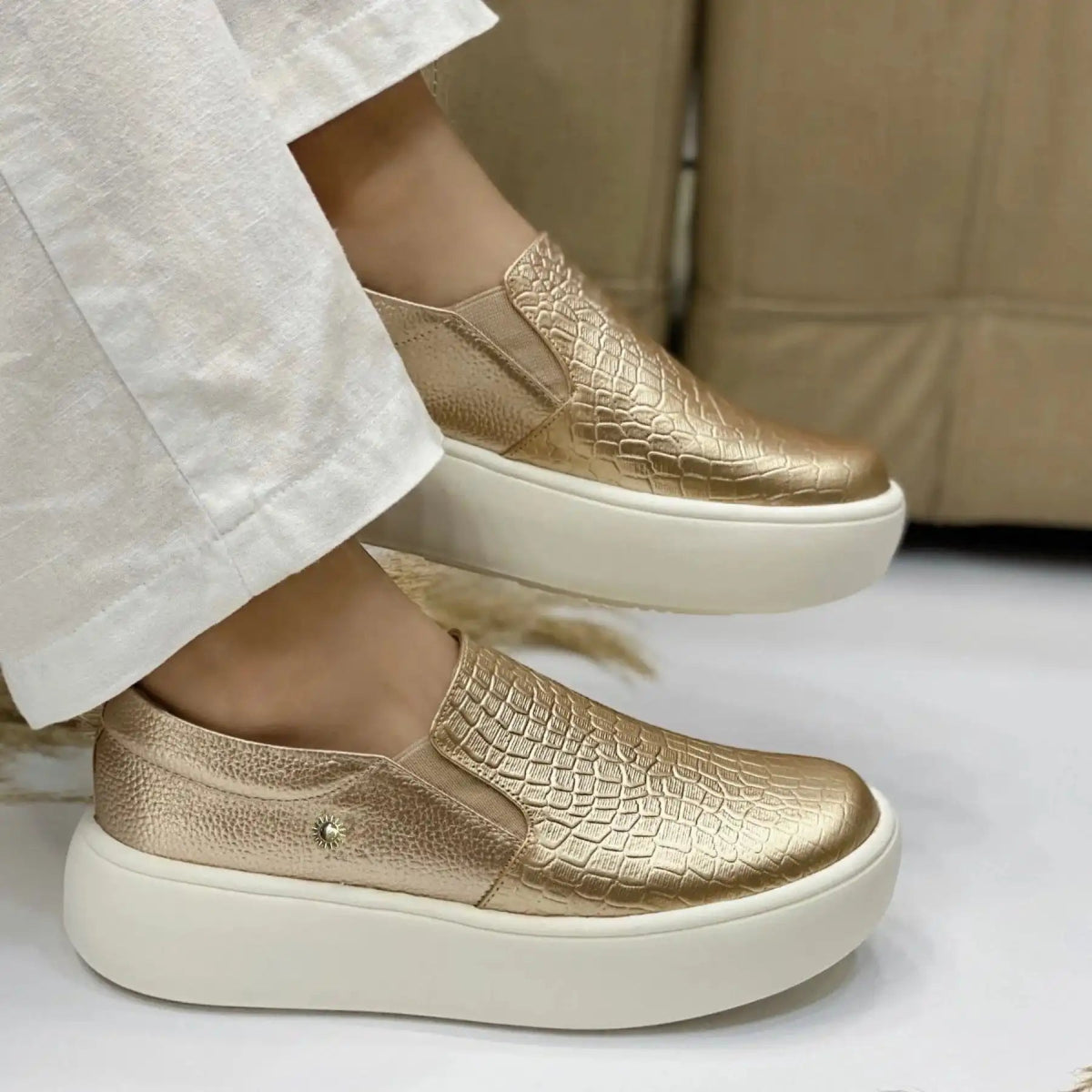 Sneakers Tokio en Cuero - El Bazar Digital